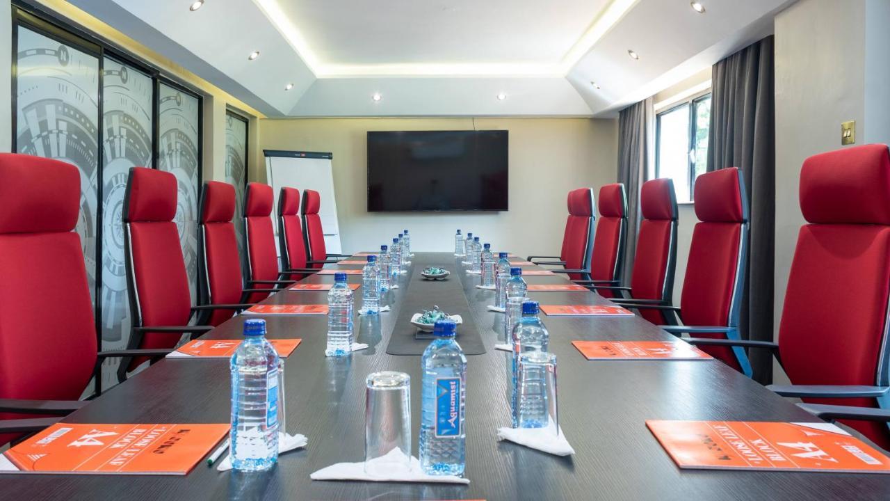Cysuites Appart hôtel 3*