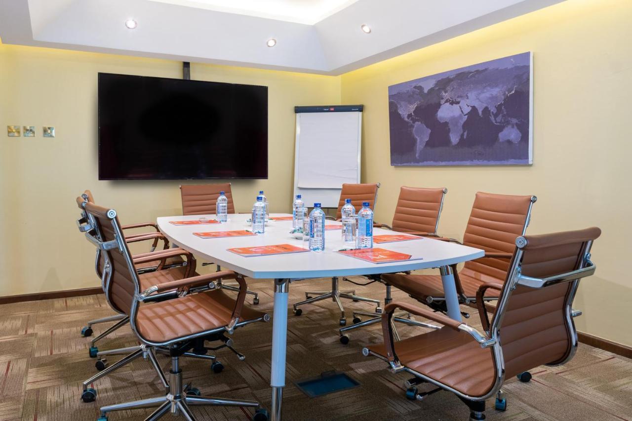 Aparthotel Cysuites 3*
