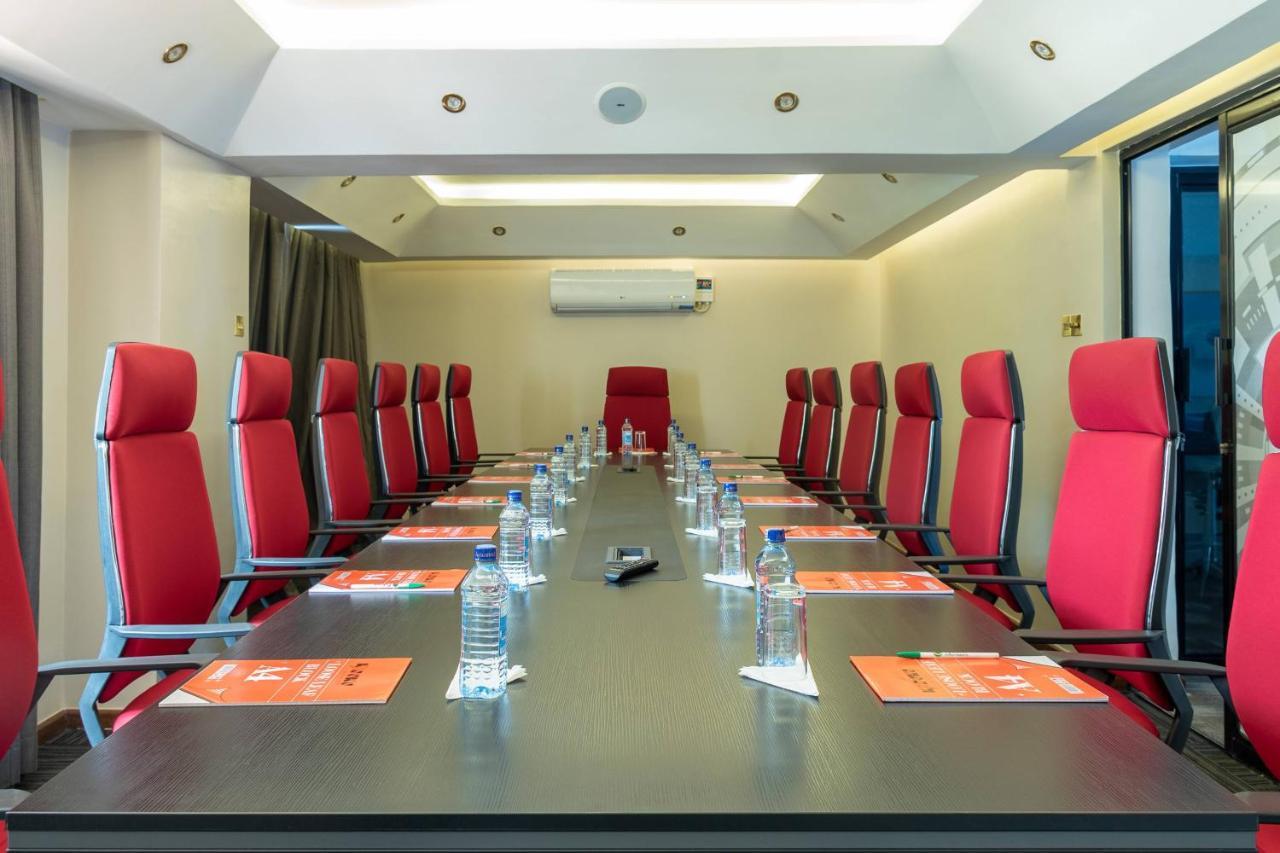 Cysuites 3*