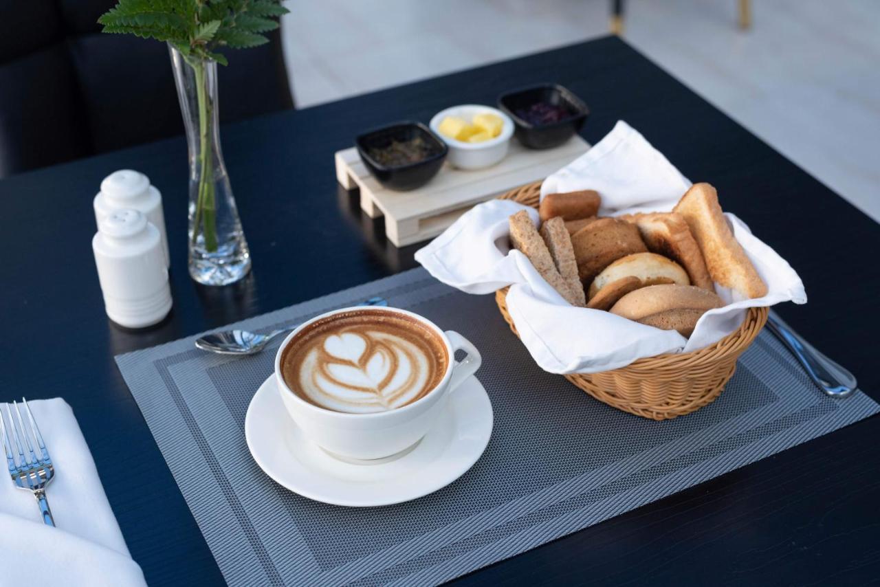 Cysuites Aparthotel 3*
