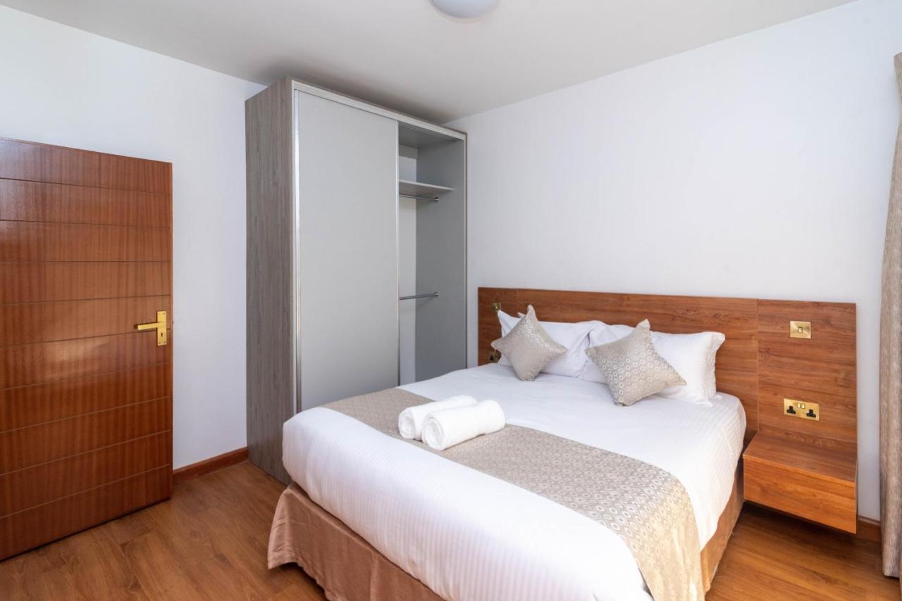 Cysuites Aparthotel 3*