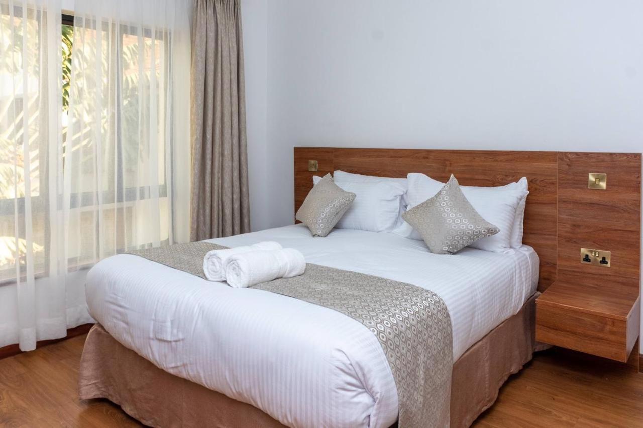 Cysuites
