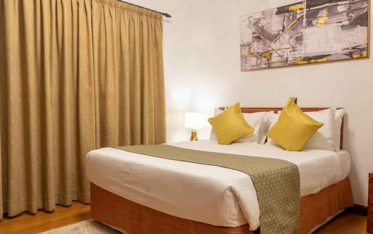 Aparthotel Cysuites 3*